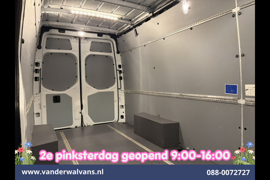 Mercedes-Benz Sprinter 317 CDI 170pk L3H2 Euro6 Airco | 360 graden Camera | Navigatie | Apple Carplay | Cruisecontrol Android Auto, Stoelverwarming, Chauffeursstoel, 270 Graden Achterdeuren, Parkeersensoren, Bijrijdersbank