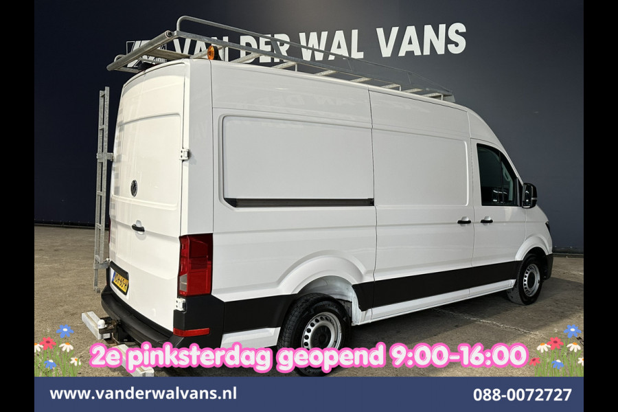 Volkswagen Crafter 2.0 TDI 141pk Automaat L3H3 L2H2 Euro6 Airco | Camera | Navigatie | 3000kg Trekhaak | Imperiaal | Apple Carplay Chauffeursstoel, Cruisecontrol, Android Auto, Parkeersensoren