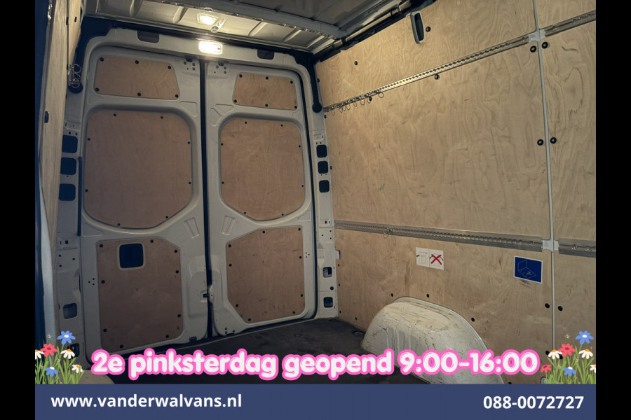 Mercedes-Benz Sprinter 314 CDI 143pk 3500kg Trekhaak L2H2 Euro6 Airco | Camera | Apple Carplay | Cruisecontrol | Android Auto, Stoelverwarming, 270 Graden Achterdeuren, Bijrijdersbank