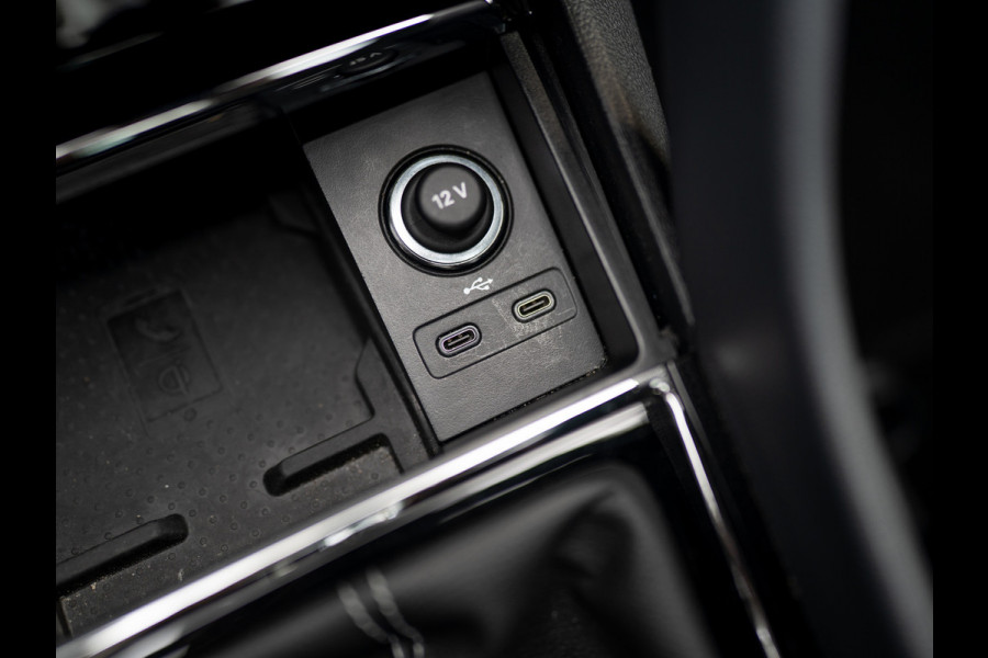 Škoda Karoq 1.5 TSI ACT Sportline Business Prijs Rijklaar!!