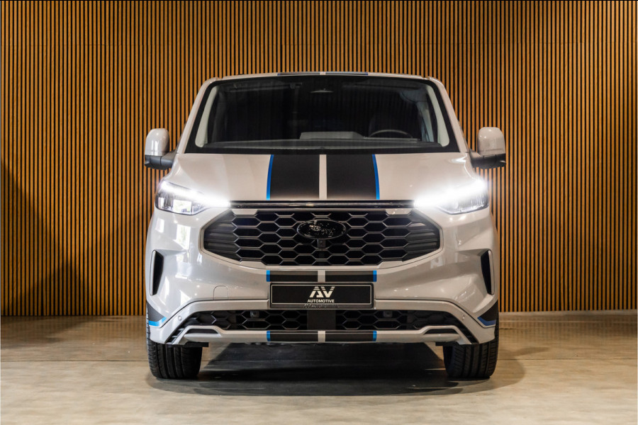 Ford Transit Custom 2.0 TDCI L2H1 SPORT 170 PK DC | BPM VRIJ | DUBBEL CABINE | 360 CAMERA | ACC | BLIS | NAVIGATIE | CARPLAY | LANE ASSIST | ELEK  TREKHAAK | 5-ZITTER | VERLENGDE FABRIEKSGARANTIE TOT12-2029