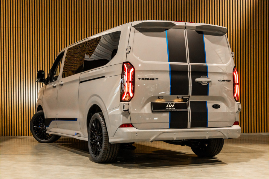 Ford Transit Custom 2.0 TDCI L2H1 SPORT 170 PK DC | BPM VRIJ | DUBBEL CABINE | 360 CAMERA | ACC | BLIS | NAVIGATIE | CARPLAY | LANE ASSIST | ELEK  TREKHAAK | 5-ZITTER | VERLENGDE FABRIEKSGARANTIE TOT12-2029
