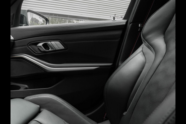 BMW 3 Serie Touring M3 xDrive - Carbon Brakes - Stoelventilatie - Carbon Interieur