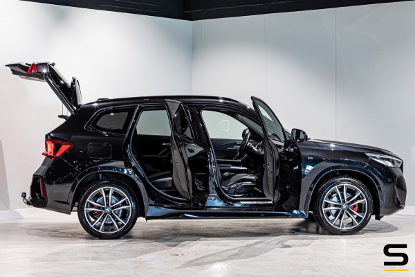 BMW X1 SDrive18i|M-sport|NAP|E-trekhaak|Cam|HUD|DealerOnderh