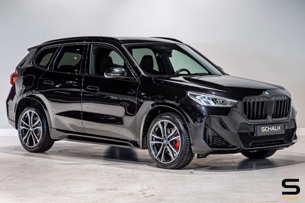 BMW X1 SDrive18i|M-sport|NAP|E-trekhaak|Cam|HUD|DealerOnderh