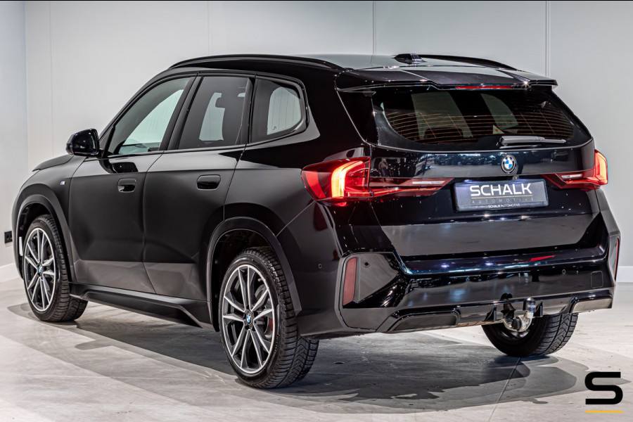 BMW X1 SDrive18i|M-sport|NAP|E-trekhaak|Cam|HUD|DealerOnderh