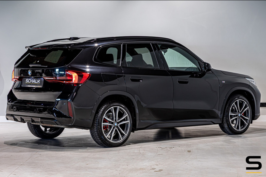 BMW X1 SDrive18i|M-sport|NAP|E-trekhaak|Cam|HUD|DealerOnderh