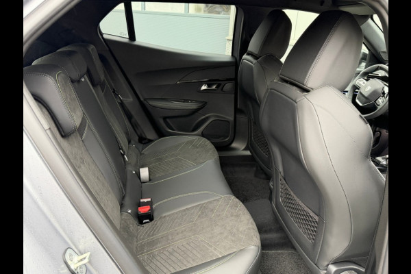 Peugeot 2008 HYBRID 145 GT-LINE Alcantara Stoelverwarming 13.000 EURO KORTING