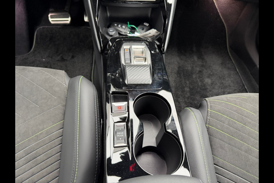 Peugeot 2008 HYBRID 145 GT-LINE Alcantara Stoelverwarming 13.000 EURO KORTING