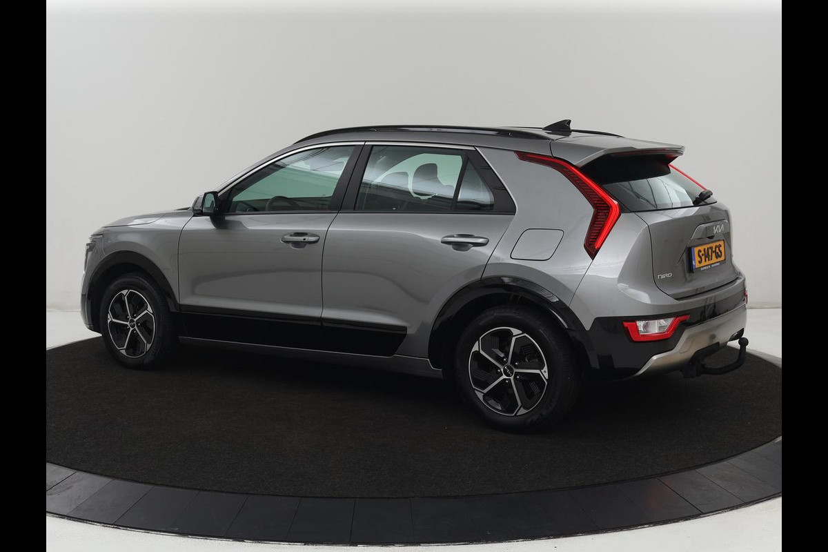 Kia Niro 1.6 GDi Hybrid DynamicLine | Trekhaak | Adaptive cruise | Camera | Carplay | Half leder | Navigatie | Sfeerverlichting | File Assistent | Parkeerhulp | Keyless | Climate control