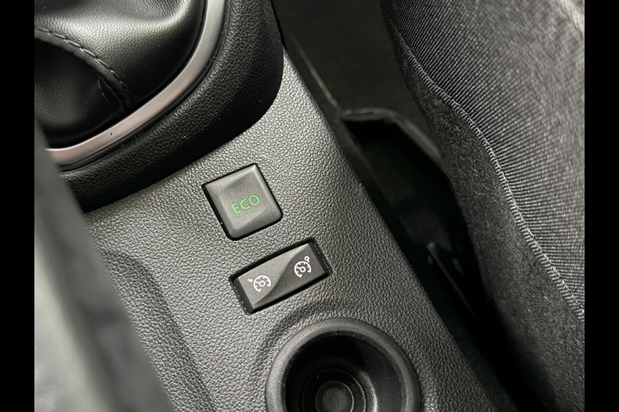 Renault Captur 0.9 TCe Intens Navi | 17" | Stoelverwarming | Camera | Bluetooth | 100% elk jaar Dealer onderhouden!