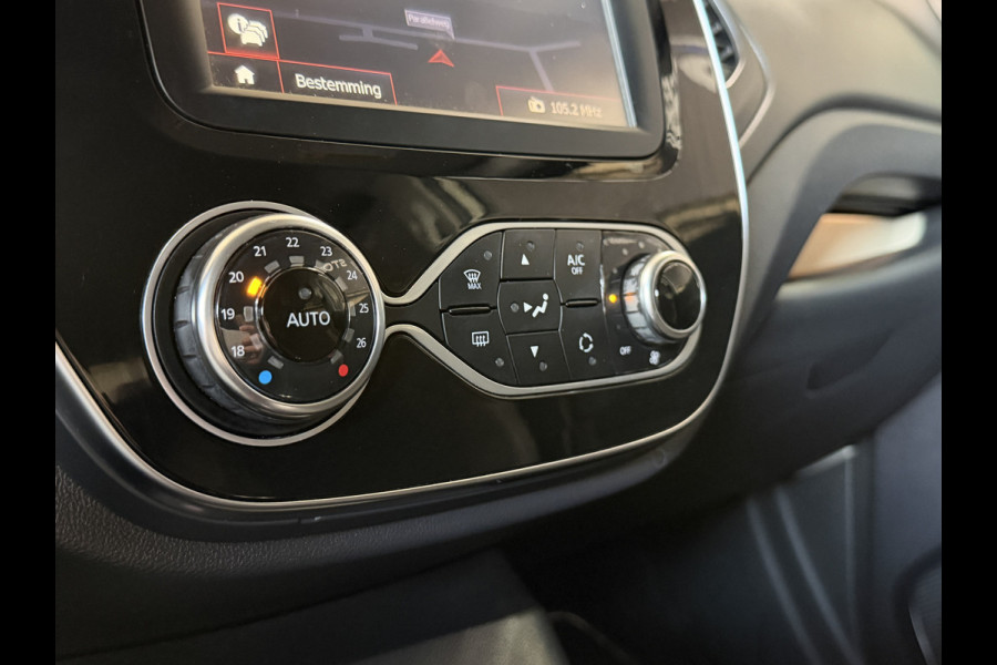 Renault Captur 0.9 TCe Intens Navi | 17" | Stoelverwarming | Camera | Bluetooth | 100% elk jaar Dealer onderhouden!