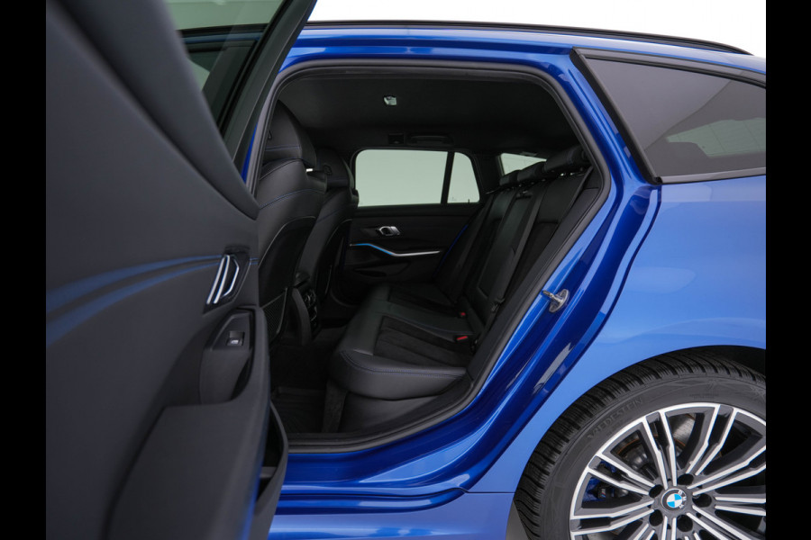 BMW 3 Serie Touring 330e M-Sportpack High Executive (Plug-in) Aut. *LEATHER-MICROFIBRE | FULL-LED | DIGI-COCKPIT | HEATED-SPORTSEATS | CAMERA | CARPLAY | SHIFTPADDLES | NAVI-FULLMAP | PRIVACY-GLASS | ECC | PDC | CRUISE | TOWBAR | 18''ALU*