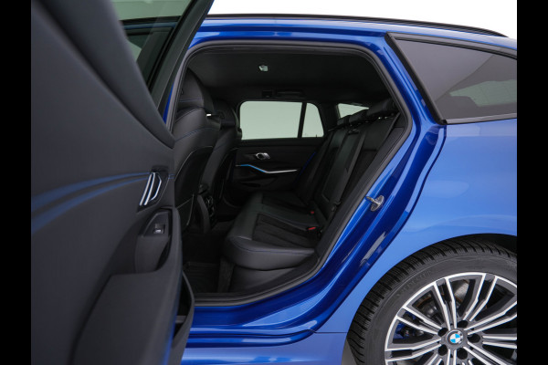 BMW 3 Serie Touring 330e M-Sportpack High Executive (Plug-in) Aut. *LEATHER-MICROFIBRE | FULL-LED | DIGI-COCKPIT | HEATED-SPORTSEATS | CAMERA | CARPLAY | SHIFTPADDLES | NAVI-FULLMAP | PRIVACY-GLASS | ECC | PDC | CRUISE | TOWBAR | 18''ALU*
