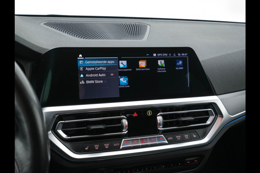 BMW 3 Serie Touring 330e M-Sportpack High Executive (Plug-in) Aut. *LEATHER-MICROFIBRE | FULL-LED | DIGI-COCKPIT | HEATED-SPORTSEATS | CAMERA | CARPLAY | SHIFTPADDLES | NAVI-FULLMAP | PRIVACY-GLASS | ECC | PDC | CRUISE | TOWBAR | 18''ALU*