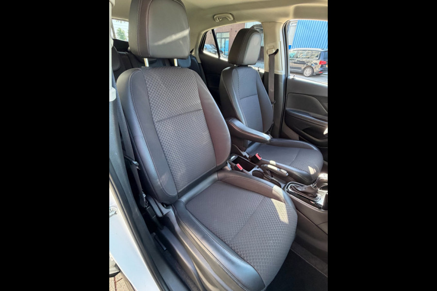 Opel Mokka X 1.4 Turbo Innovation - Automaat I Navigatie I Airco I LED I Camera I 1/2 Leer I Trekhaak I Dealer onderhouden