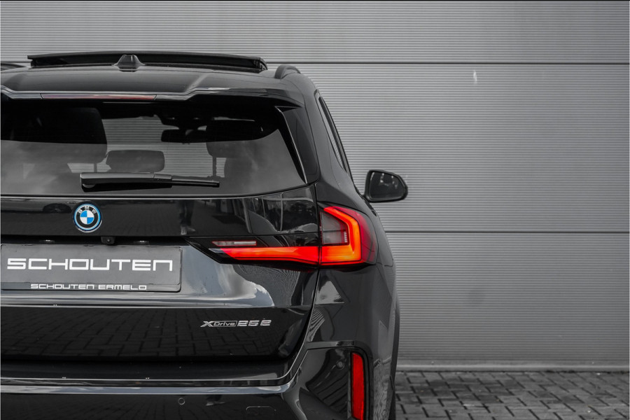 BMW X1 xDrive25e M-Sport Pano Trekhaak Stoelverw 19"