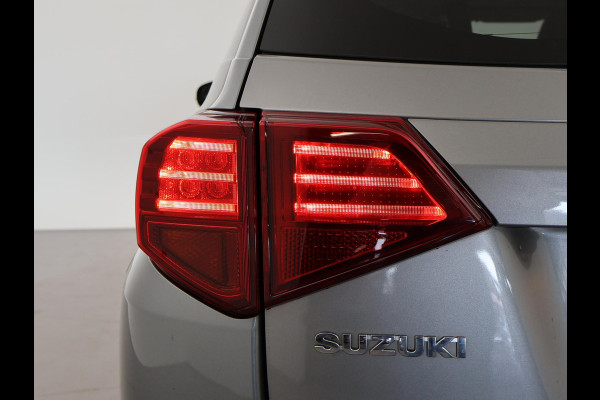 Suzuki Vitara 1.4 140 PK BOOSTERJET ALLGRIP STIJL + TREKHAAK | PANORAMA | CARPLAY | ADAPTIVE CRUISE | CAMERA | STOELVERW.