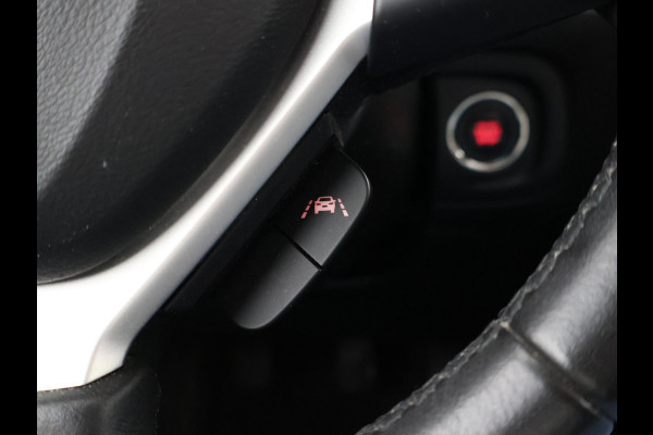 Suzuki Vitara 1.4 140 PK BOOSTERJET ALLGRIP STIJL + TREKHAAK | PANORAMA | CARPLAY | ADAPTIVE CRUISE | CAMERA | STOELVERW.