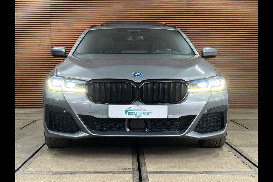 BMW 5 Serie Touring 530e M-Sport Pro xDrive |Pano | H/K Sound | HUD | ACC | Laser | Nappa leder | Luchtvering achteras