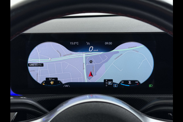 Mercedes-Benz CLA-Klasse 180 Automaat AMG Business Solution Panoramadak Camera Widescreen cockpit Apple Carplay Android Auto Navi Pdc Cruise Control Stoe Privacy Glas Lmv Led DAB Licht en zichtpakket Premium pakket Dealeronderhouden 1e Eigenaar Origineel Nederlandse Auto