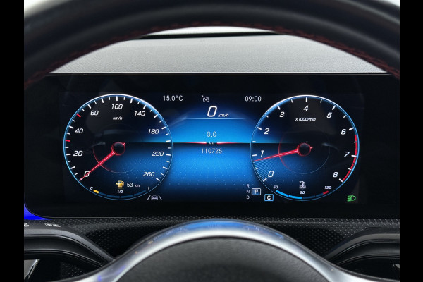 Mercedes-Benz CLA-Klasse 180 Automaat AMG Business Solution Panoramadak Camera Widescreen cockpit Apple Carplay Android Auto Navi Pdc Cruise Control Stoe Privacy Glas Lmv Led DAB Licht en zichtpakket Premium pakket Dealeronderhouden 1e Eigenaar Origineel Nederlandse Auto