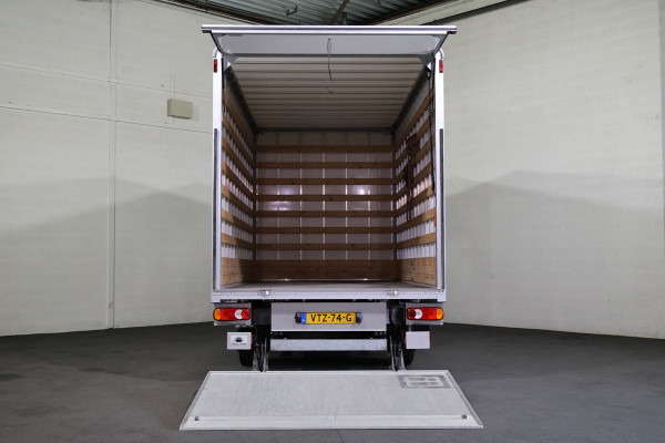Renault Master 2.3 dCi Bakwagen met Laadklep