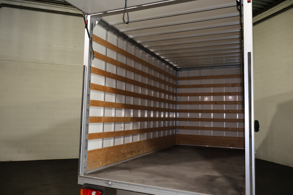 Renault Master 2.3 dCi Bakwagen met Laadklep
