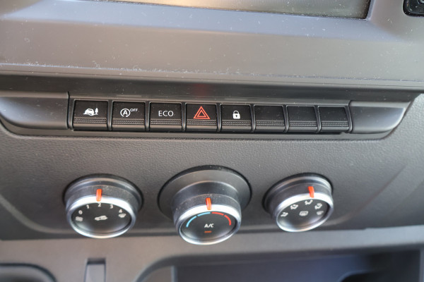 Renault Master 2.3 dCi Bakwagen met Laadklep
