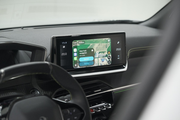 Peugeot 2008 PureTech 130 GT | Elektrisch Panoramadak | Camera | Dodehoekdetectie | Navigatie