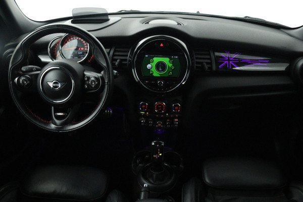 MINI Mini 2.0 Cooper S Knightsbridge Edition (PANORAMADAK, STOELVERWARMING, LEDER, HEAD-UP, LED, DEALER ONDERHOUDEN)