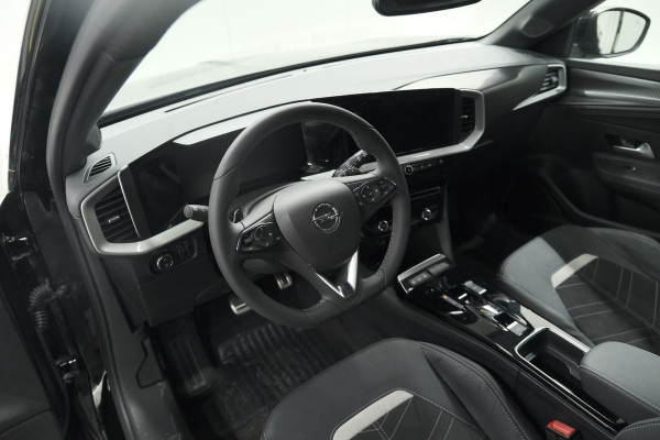 Opel Mokka 130 Turbo AT8 Ultimate | Camera | Dodehoekdetectie | Massage | Adaptieve Cruise Control