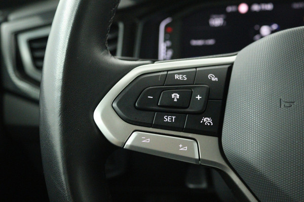 Volkswagen Polo 1.0 TSI Life Business (VIRTUAL, STOELVERWARMING, CAMERA, PDC V/A, CARPLAY, CRUISE ADAPTIEF, 1e EIGENAAR)