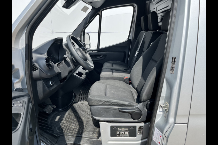 Mercedes-Benz Sprinter 215 1.9 CDI Automaat L2H2 Climate Control Camera Carplay Parkeersensoren V+A