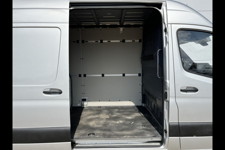 Mercedes-Benz Sprinter 215 1.9 CDI Automaat L2H2 Climate Control Camera Carplay Parkeersensoren V+A