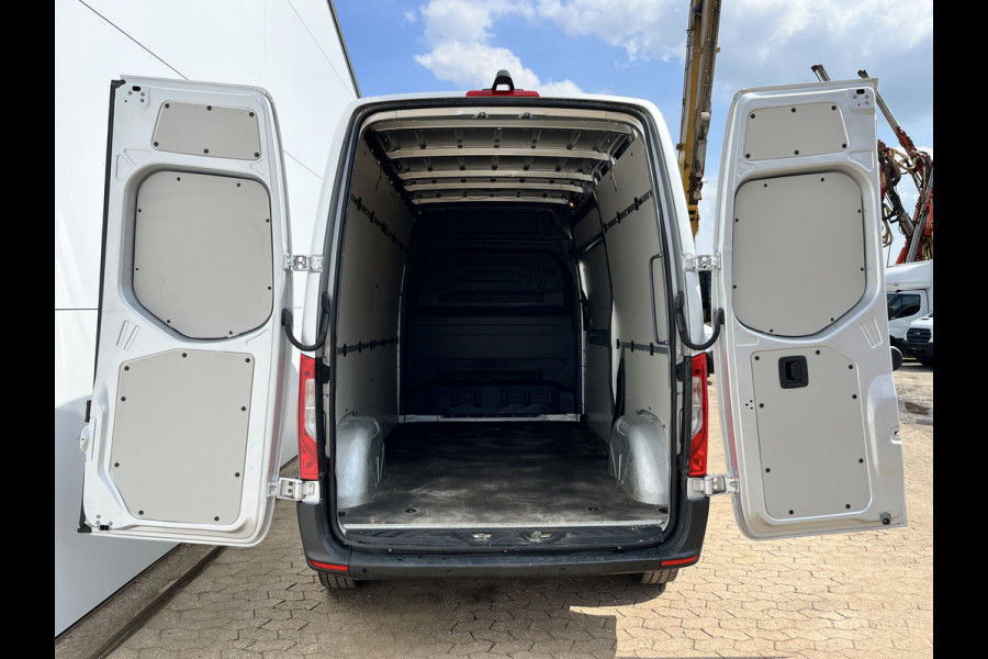 Mercedes-Benz Sprinter 215 1.9 CDI Automaat L2H2 Climate Control Camera Carplay Parkeersensoren V+A