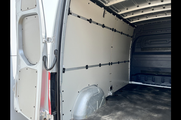 Mercedes-Benz Sprinter 215 1.9 CDI Automaat L2H2 Climate Control Camera Carplay Parkeersensoren V+A