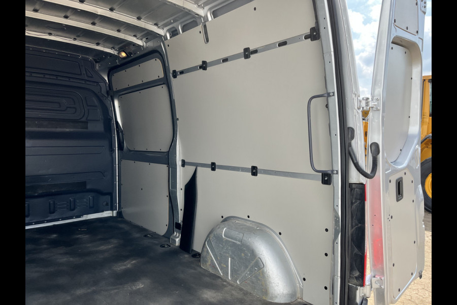 Mercedes-Benz Sprinter 215 1.9 CDI Automaat L2H2 Climate Control Camera Carplay Parkeersensoren V+A
