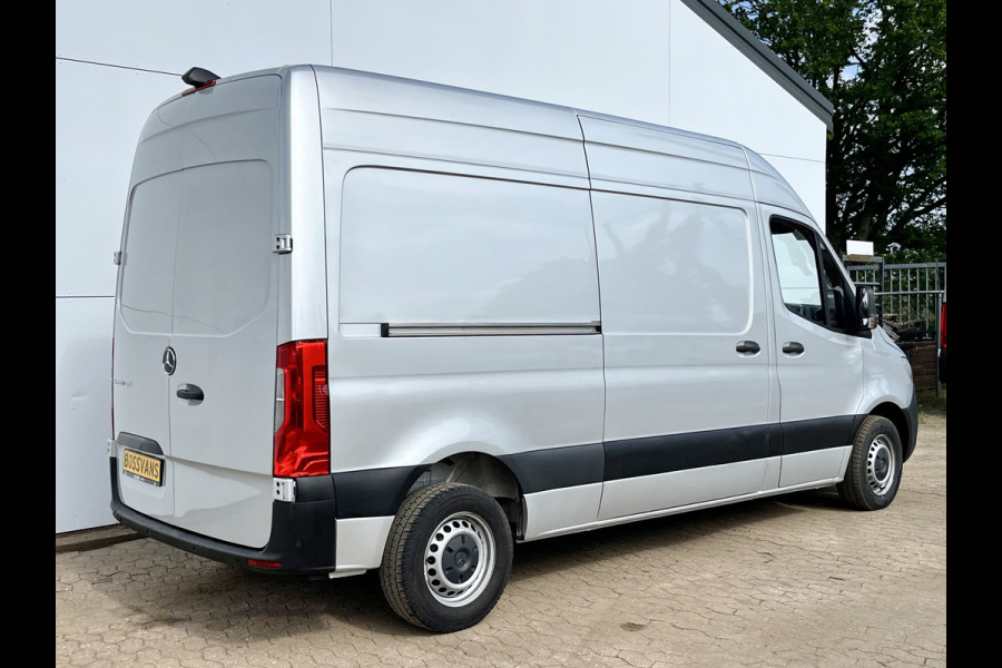 Mercedes-Benz Sprinter 215 1.9 CDI L2H2 Automaat L2H2 Climate Control Camera Carplay Parkeersensoren V+A