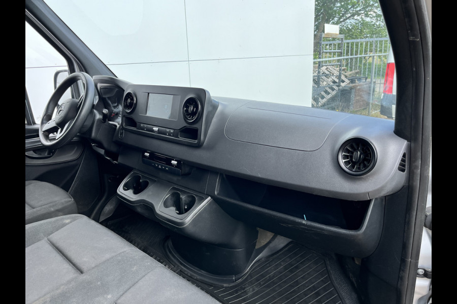 Mercedes-Benz Sprinter 215 1.9 CDI L2H2 Automaat L2H2 Climate Control Camera Carplay Parkeersensoren V+A