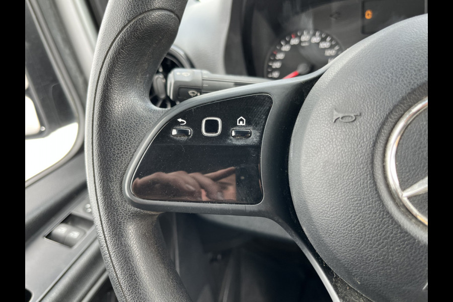 Mercedes-Benz Sprinter 215 1.9 CDI L2H2 Automaat L2H2 Climate Control Camera Carplay Parkeersensoren V+A