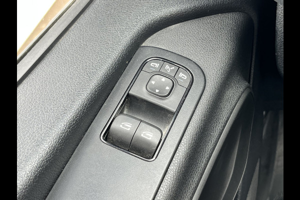 Mercedes-Benz Sprinter 215 1.9 CDI L2H2 Automaat L2H2 Climate Control Camera Carplay Parkeersensoren V+A