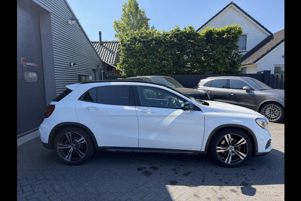 Mercedes-Benz GLA 220 d AMG | Panoramadak | 360* Camera | Harmon Kardon | Night Pakket |