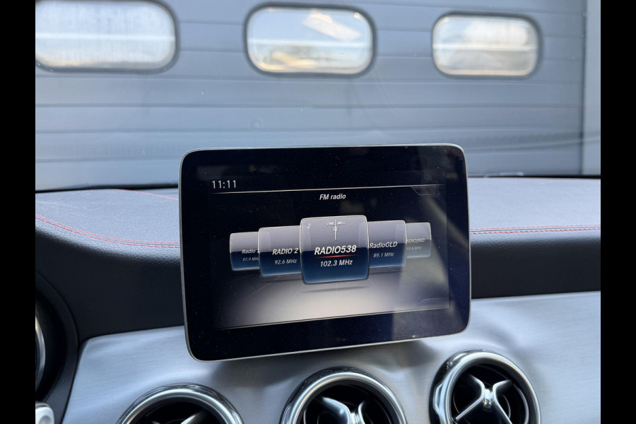 Mercedes-Benz GLA 220 d AMG | Panoramadak | 360* Camera | Harmon Kardon | Night Pakket |