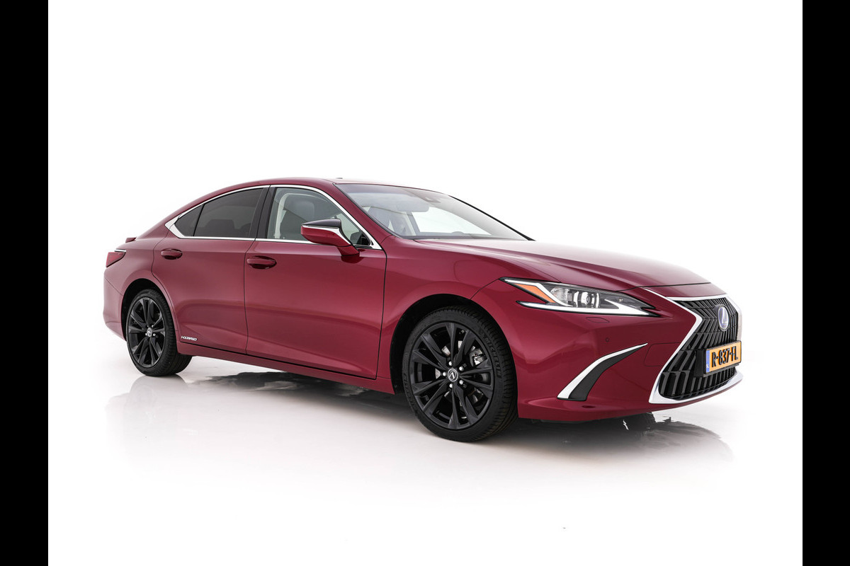 Lexus ES 300h Business Line (INCL.BTW) Aut. *PANO | LEATHER | FULL-LED | ADAPTIVE-CRUISE | BLIND-SPOT | KEYLESS | CAMERA | HEATED-COMFORTSEATS | NAVI-FULLMAP | PRIVACY-GLASS | SHIFT-PADDLES | ECC | PDC | 19''ALU*