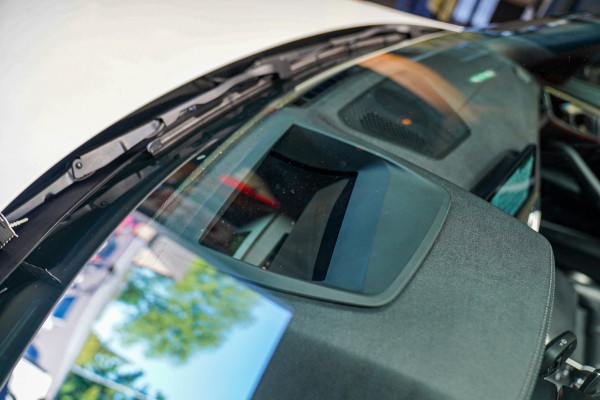 BMW 4 Serie Cabrio M440i xDrive High Executive | Laser LED | Driving Assistant Professional | Luxe Leder | Stoelkoeling | HuD