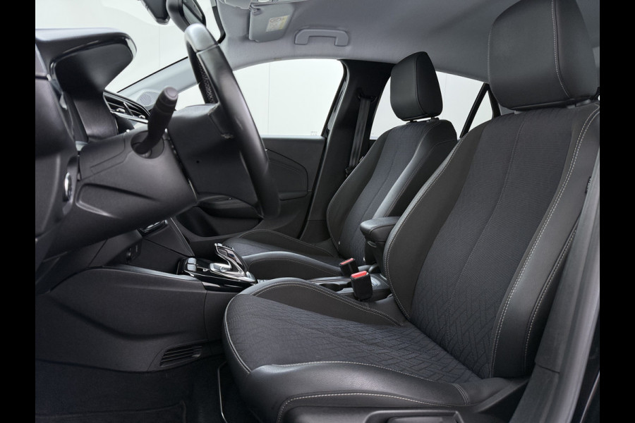 Opel CORSA-E Elegance 50 kWh SOH 93% Navi Ecc 360°Camera Apple Carplay Android Auto Cruise Control Pdc Dodehoek detectie Keyless Draadloze telefoonlader Privacy Glas Lmv Isofix Led Regen-Lichtsensor Lane Assist Origineel Nederlandse Auto Zeer compleet!