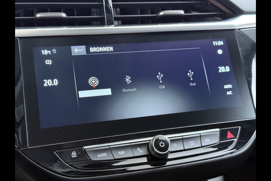 Opel CORSA-E Elegance 50 kWh SOH 93% Navi Ecc 360°Camera Apple Carplay Android Auto Cruise Control Pdc Dodehoek detectie Keyless Draadloze telefoonlader Privacy Glas Lmv Isofix Led Regen-Lichtsensor Lane Assist Origineel Nederlandse Auto Zeer compleet!