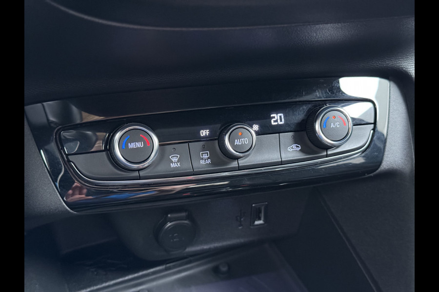 Opel CORSA-E Elegance 50 kWh SOH 93% Navi Ecc 360°Camera Apple Carplay Android Auto Cruise Control Pdc Dodehoek detectie Keyless Draadloze telefoonlader Privacy Glas Lmv Isofix Led Regen-Lichtsensor Lane Assist Origineel Nederlandse Auto Zeer compleet!