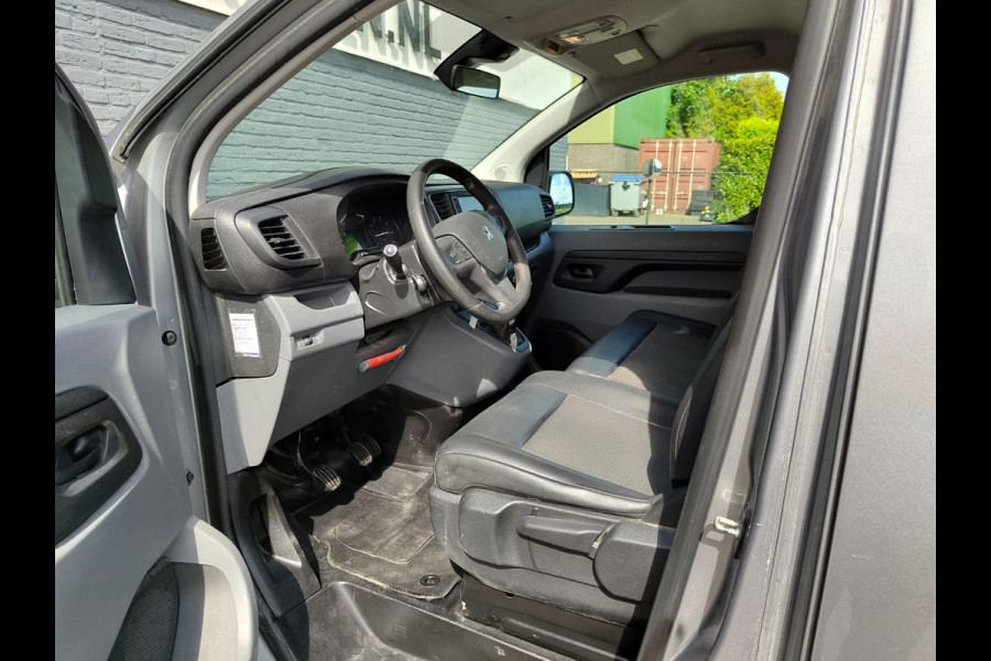 Peugeot Expert 1.5HDI 100 3-Persoons Trekhaak Navi Euro 6 Airco Apple Carplay Android Auto Cruise Control Bluetooth Pdc Premium Betonplex Vloer Wandbetimmering Schuifdeur 1.800KG Trekgewicht
